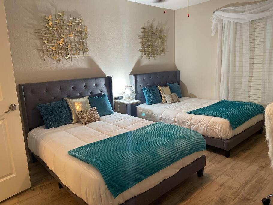 Daire Beautiful/spacious 2 Bedroom Near Galleria *